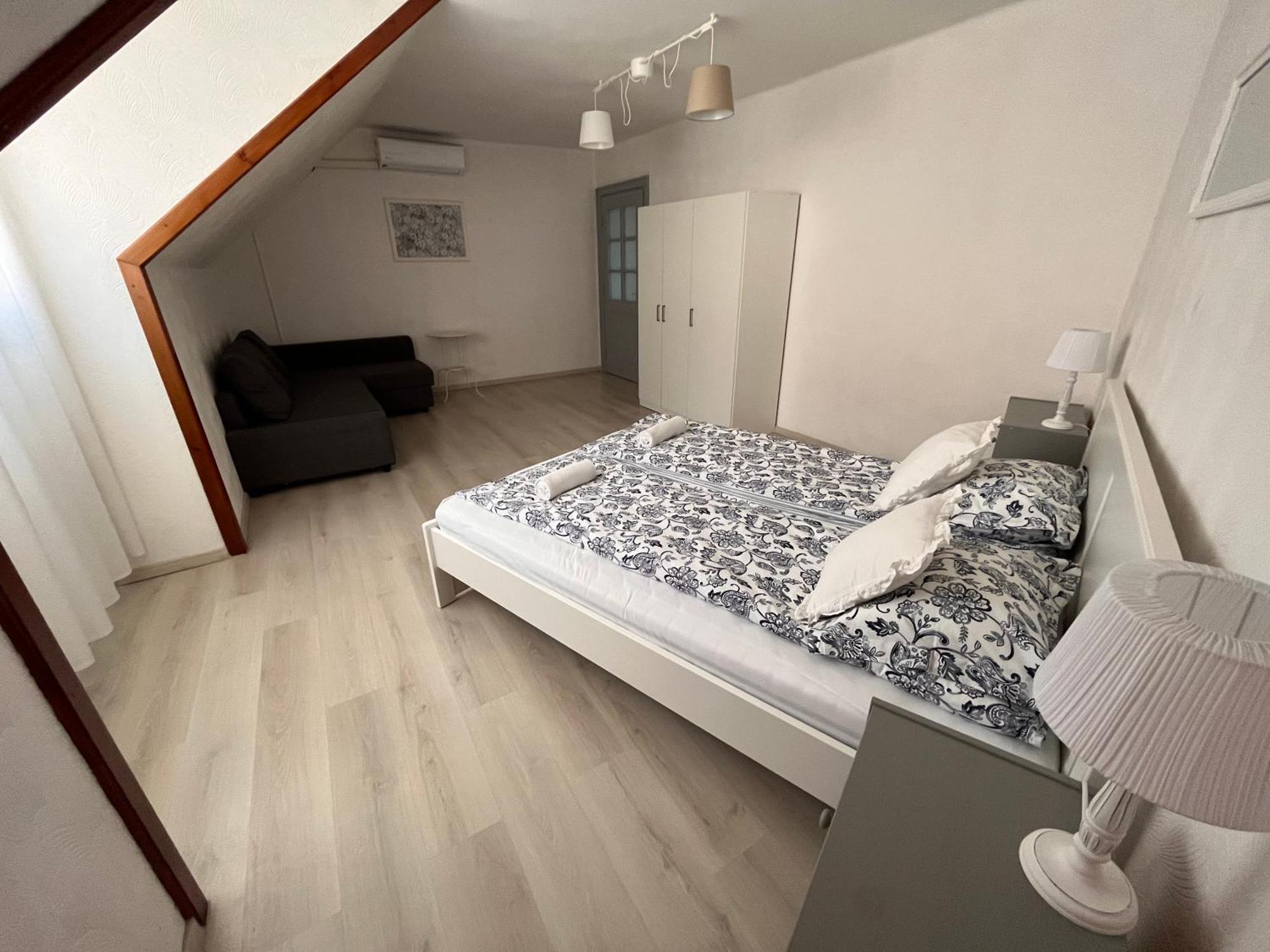 Pacsirta Apartman Grand Eger Exterior foto