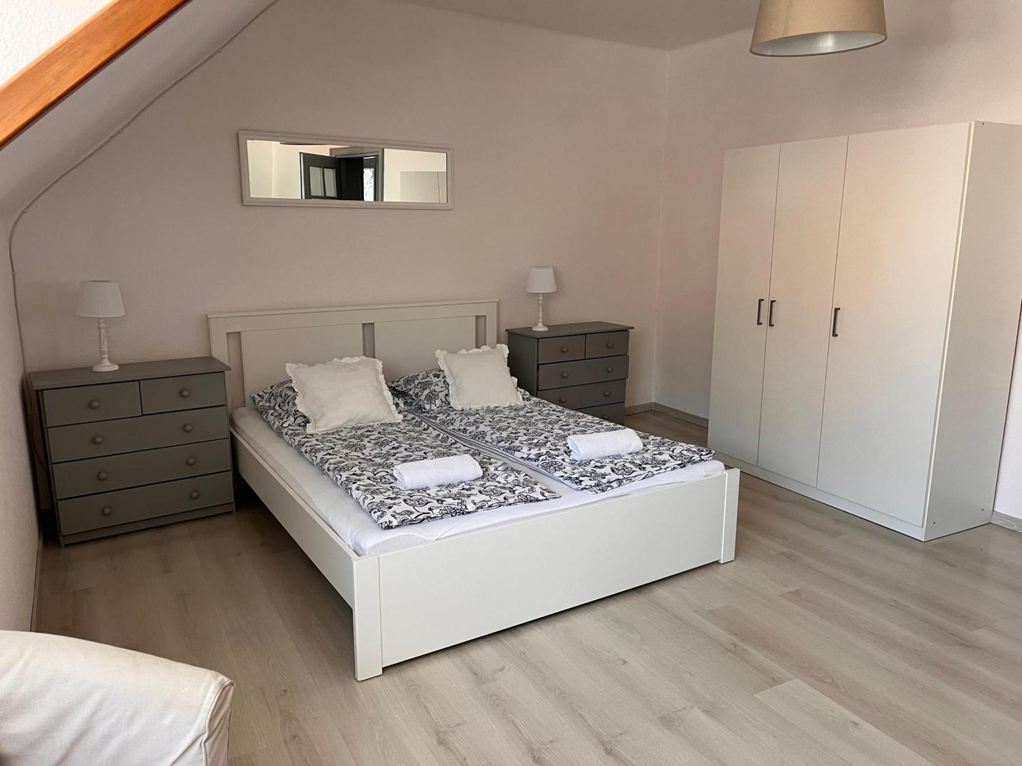 Pacsirta Apartman Grand Eger Exterior foto